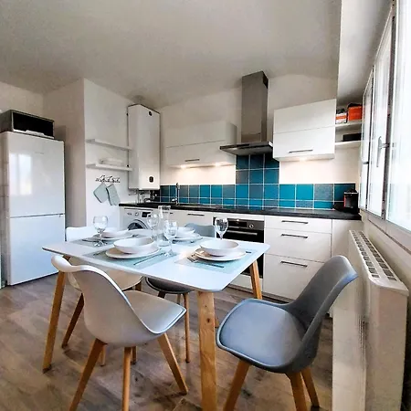 Charmant Appartement Bord De Mer Dinard Exterior photo